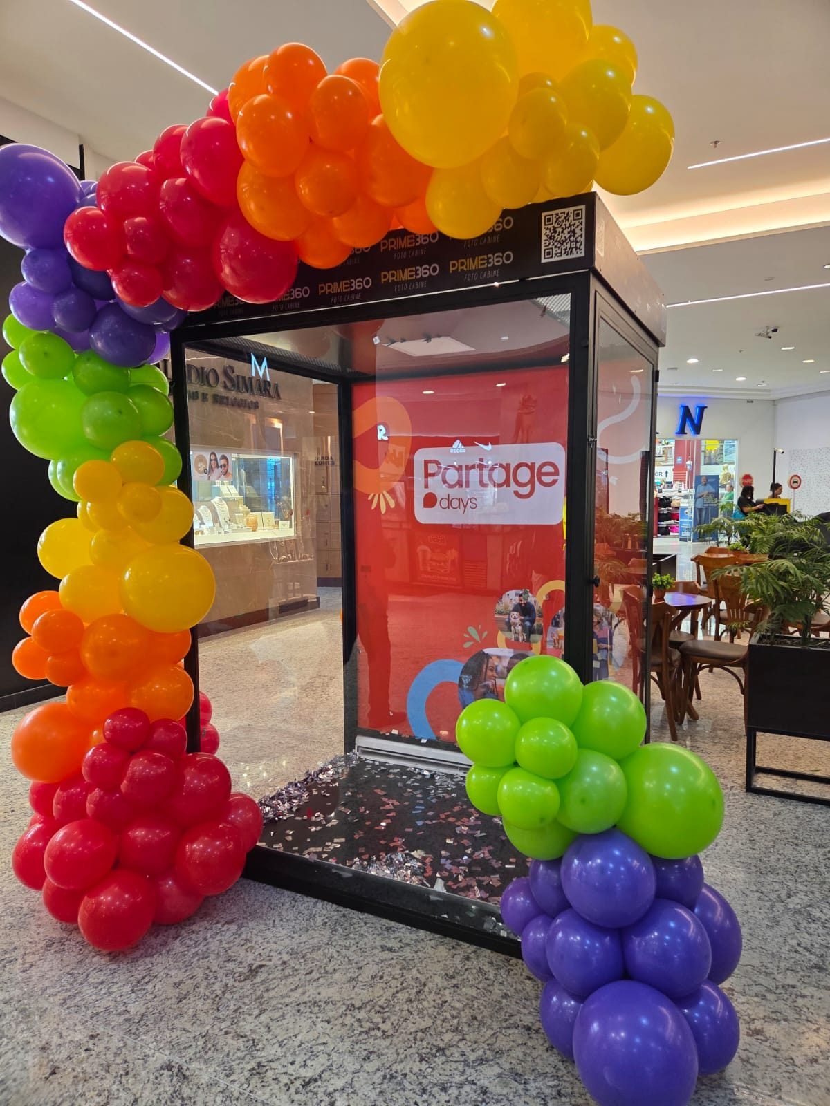 Cabine de Prêmios da Prime360 em ativação de marca em shopping em Santa Catarina